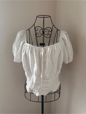 Peasant Puff-Sleeve Blouse in White